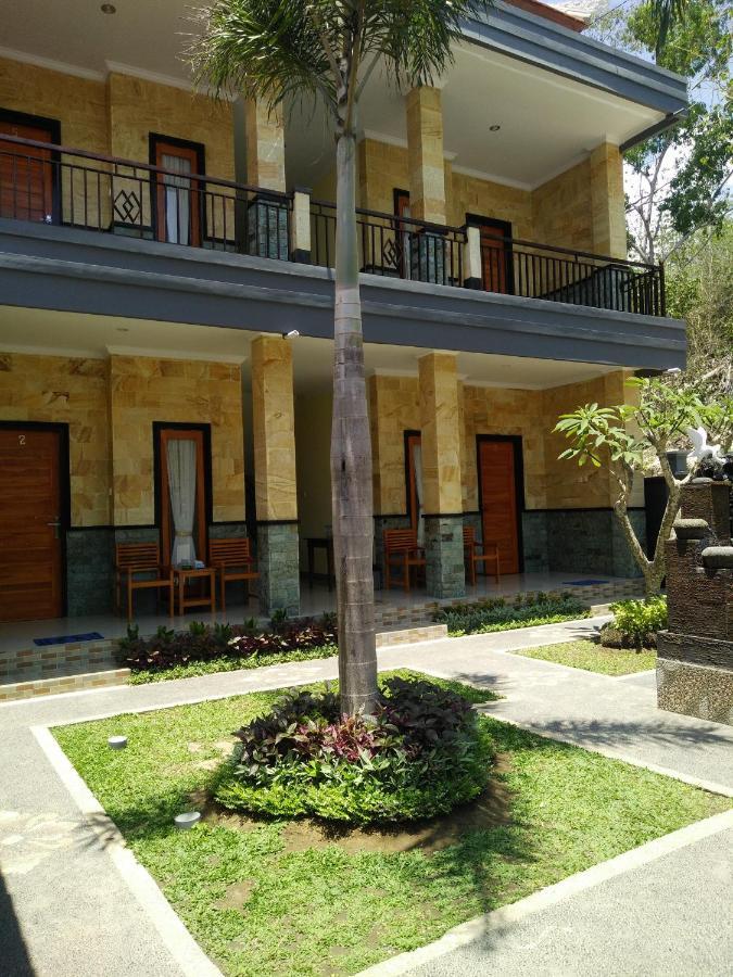 Yudis Homestay Toyapakeh Exterior foto